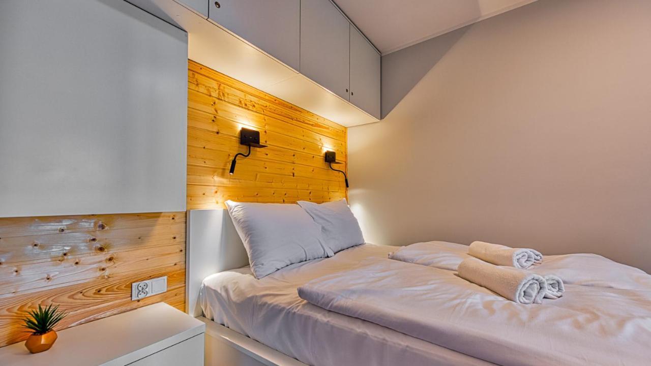 Apartament Pod Stogiem Izerskim - 5D Apartamenty Świeradów-Zdrój Exteriér fotografie