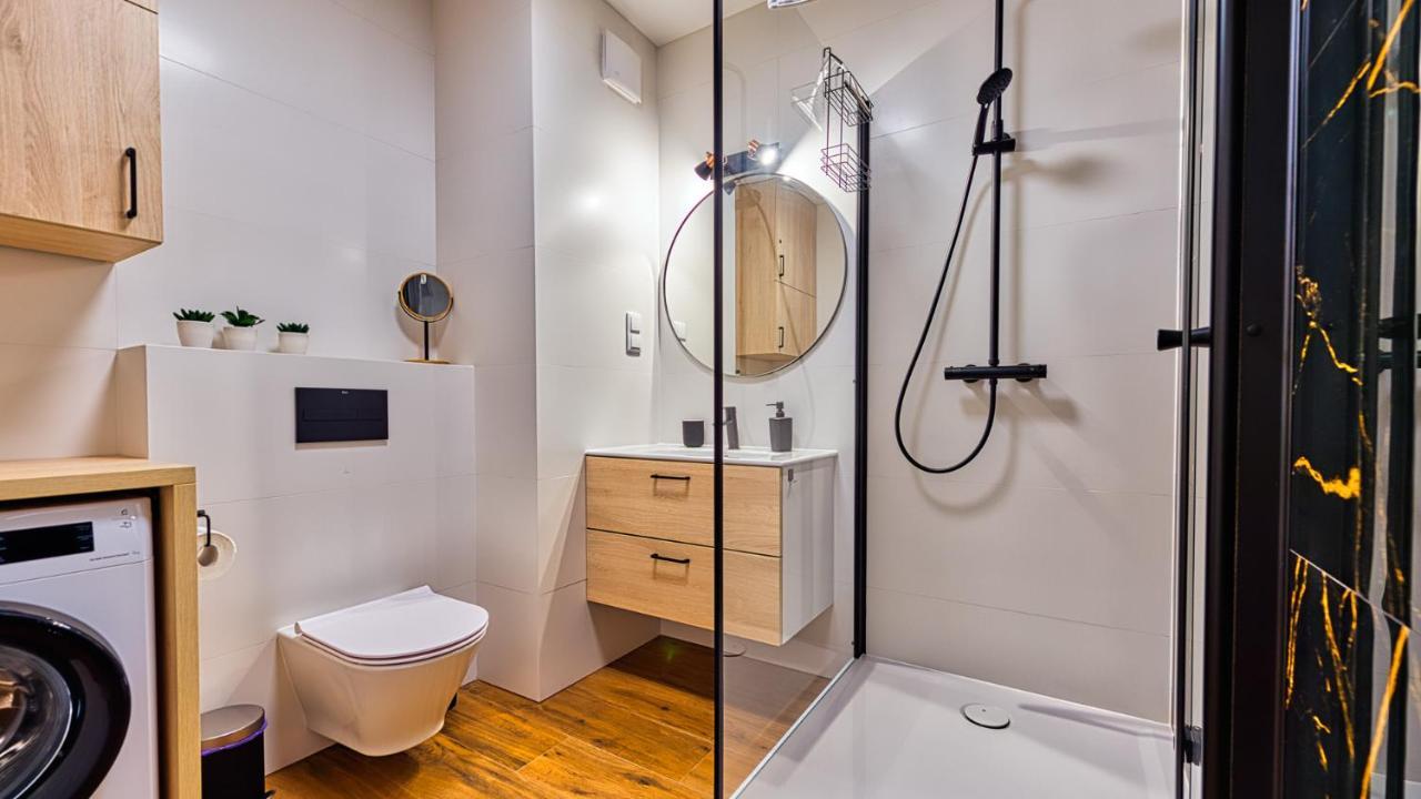 Apartament Pod Stogiem Izerskim - 5D Apartamenty Świeradów-Zdrój Exteriér fotografie